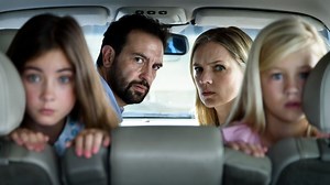 車であおった相手がイカれたサイコパスだった！『ロード・インフェルノ』予告編