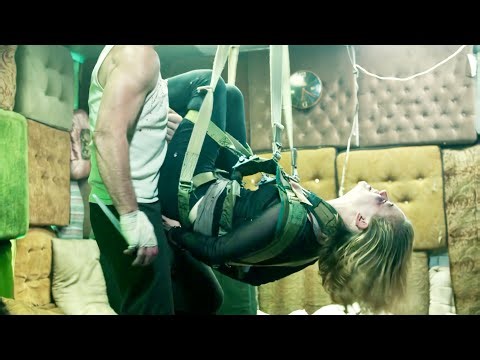 Trapped and Suspended… Her Nightmare Began | Don’t Breathe