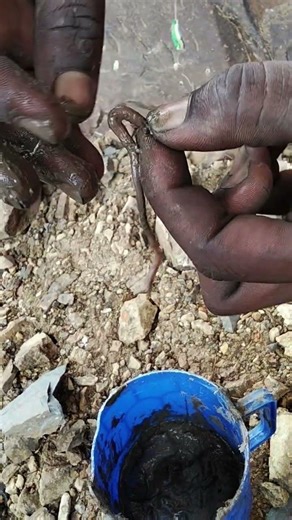 How to insert worm on a fishing hook #fishing