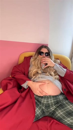 17K views · 39 reactions | Etiqueta a tu amiga embarazada sin ideas para Halloween  #halloween #pregnant #pregnantcostume #embarazada #disfraz | Hola Sunshine | Facebook