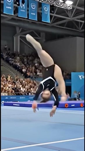 Gymnastics perfect split jump