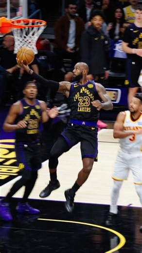 Lebron inside hand lays