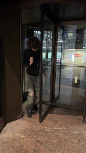 nolan (@prodcred)’s videos with her friends - Nettspend