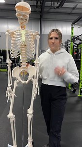 Flyers, struggling to pull your heel stretch? If you’re able to easily sit in a front split, then the issue probably isn’t flexibility! #cheerleading #strength #strengthandconditioning #heelstretch | The Cheer Doctor