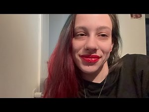 ASMR: red lipstick + glitter ✨ kisses
