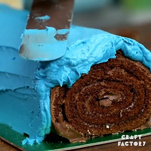 Want to make your cakes look and taste amazing without spending hours in the kitchen? These 10 cake hacks will take your baking skills to the next level! 😆 | Craft Factory