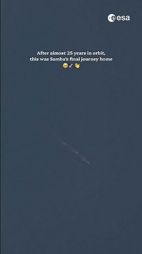 A satellite's final moments, captured from a plane 🛰️