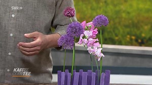 Modernes Tischgesteck