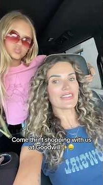 Come thrift shopping with us! 🤑🛍️#thrift #shorts #fashion