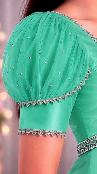 New trendy blouses sleeves design ideas 🎉🔥🔥 खूबसूरत ब्लाउज बाजू designs new #shorts​ #viral​ #blouse