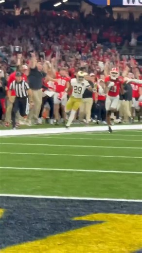 The ref collided with a Georgia player and a sideline interference penalty was called 👀 The #Bulldogs player was not dressing 😳 | Ohio State Buckeyes on 247Sports