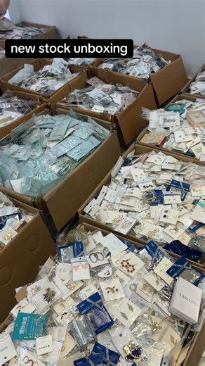 azmeer collections official (@azmeercollections)’s videos with original sound - azmeer collections official