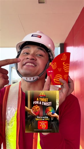 Surprising @McDo_PH Drive-Thru Workers with Twisty items for their Twister Fries Nation-Wide Promo! From May 20-22 10:30am onwards! #McDoPH #McDoPH #McDoDriveThru #McDoPlotTwist
