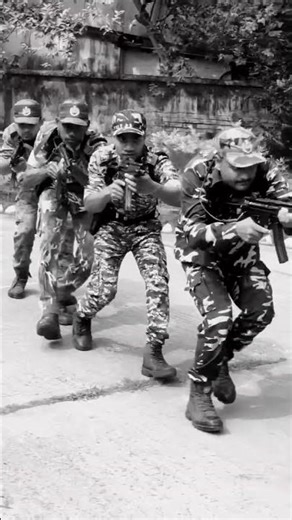 Room intervention practice by special force #army #trending #commando