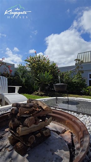 Nikki du Toit | Where comfort meets calm. Tucked away in the heart of Kingswood Golf Estate, Palms Manor is your ticket to a relaxed, hassle-free getaway.... | Instagram