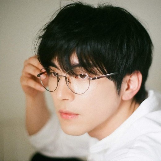 Hong Isaac Profile & Facts (Updated!) - Kpop Profiles