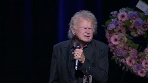 Be blessed as Phil Driscoll ministers an unforgettable rendition of I EXALT THEE during the Theresa Cerullo Celebration of Life service from Legacy on Friday, August 12th, 2022. #Legacy #TheresaCerullo | Morris Cerullo World Evangelism