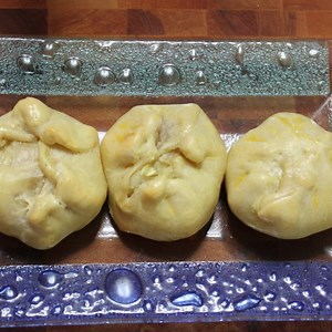 Everyone loves knishes, and now you can make your own at home! Full recipe and more: http://bit.ly/makeknishes | Jewish Food