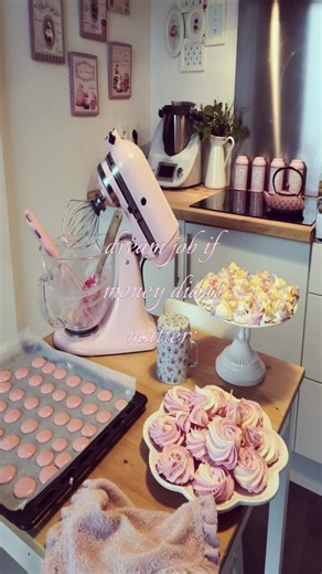 Dream Bakery Cafe: The Ideal Job Beyond Money