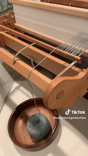 Setting Up My Rigid Heddle Loom for Weaving a Scarf