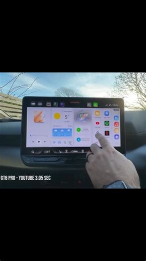 🚗💛 Turn your classic car into a smart entertainment hub! Our creator is showcasing the GT6 Pro AI Box with its built-in video apps — watch YouTube directly on your car screen 😍 Seamlessly switch between Android 13, Wireless CarPlay, and Wireless Android Auto for a smooth, modern driving experience ✨ 🔥 GT6 Pro Key Features: • Built-in video apps (YouTube, TikTok, Netflix) • Android 13 system • Wireless CarPlay & Android Auto • HDMI output for TV connection 📺 • Music navigation at the same ti