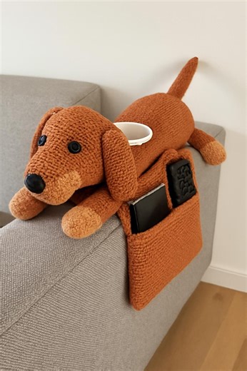 Cozy up With a Crocheted Dachshund Sofa Organizer - Instant Download Pattern - Etsy