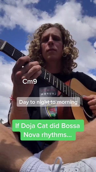 Let’s try get Doja to see this! #acousticguitar #guitar #musicproducer #beatmaker