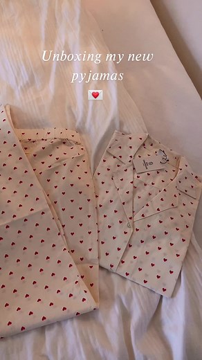 𝐼 𝑔𝑒𝑡 𝑡ℎ𝑒 ℎ𝑦𝑝𝑒! 𝐼𝑛 𝑙𝑜𝑣𝑒 𝑤𝑖𝑡ℎ 𝑚𝑦 𝑛𝑒𝑤 𝑝𝑦𝑗𝑎𝑚𝑎𝑠😍 #pyjamas #fyp #xbyca #winther