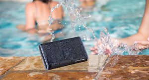 Part of our Active Series, the Braven 405 is fully submersible in water, boasts a full 24 hours of wireless playtime, and even includes an integrated kickstand to customize your listening experience. Shop now on Braven.com 󾠡. | Braven