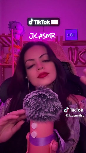 ASMR Cuddle and Cafuné Sounds for Relaxation