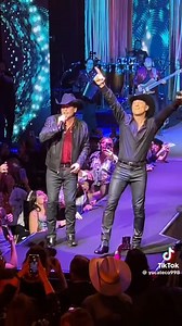 DESVELADO.. David Bisbal y Bobby Pulido | Como Va CH15