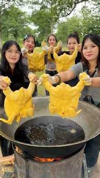 Cook deep fried chicken and eat yummy recipe