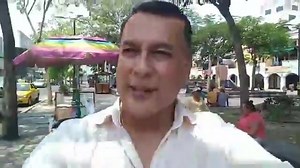 1M views · 25K reactions | ME QUITO EL SOMBRERO Y HAGO REVERENCIA ANTE ESTA CLASE DE EMPATÍA Y SOLIDARIDAD CON SU PUEBLO !!! Los que menos tienen son los que más dan, VERDAD EMPRESARIOS DE CARMEN? No se hagan como el tío lolo !!! | Pedro Hernández Macdonald | Facebook