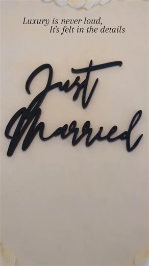 Luxury is never loud, it's felt in the details// A Lambeth cake always delivers on this. Shape, tone, level of piping, It all conveys a story. Perfect for a wedding day. #themelbournecakecompany #melbournecakedesigner #eastmidlandscakedesigner #lambethweddingcake #2026bridetobe | The Melbourne Cake Company