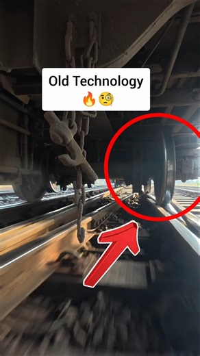 Salute to Railway Engineering and Technology 🔥🫡 #train #railtrack #shortsfeed #technology #Reels