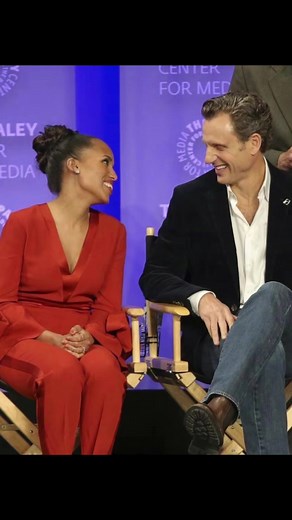 That had to be the sweetest, most moving shout out of praise I've heard in a while. And it's no secret Tony loves him some Kerry Washington & Literally moved her to tears with this one.🤍 #kerrywashington #tonygoldwyn #kerrywashingtonandtonygoldwyn #kerrywashigtoninterview #tonygoldwininterview #parleykerrywashington