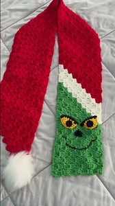 Who says it has to be December to make a Grinch scarf?! Free pattern by Patti French on Ravelry