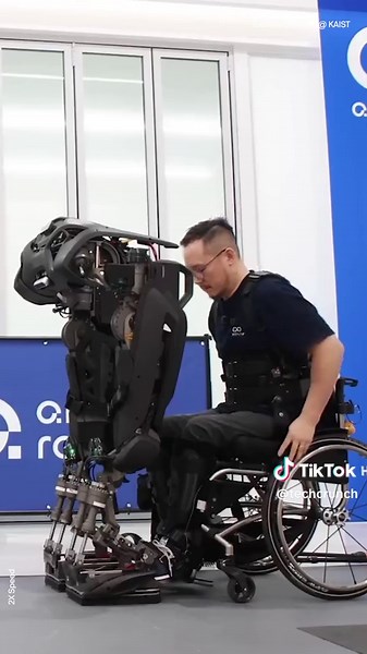 From KAIST Exoskeleton Laboratory and Angel Robotics, the WalkON Suit F1 is a “powered exoskeleton” designed to walk on its own, and allows for users to easily transfer into the suit from a wheelchair. #TechCrunch #technews #robotics #accessibility #robot