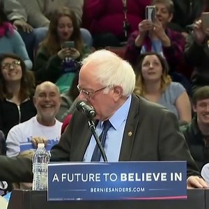 2.7M views · 36K reactions | When a bird landed on Bernie Sanders' podium during a speech #BirdieSanders | The Independent | Facebook