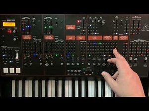 Behringer Odyssey Moog bass
