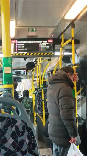 Bus Berlin | Ansage für X11 Namitzer Damm/ Marienfelder Allee