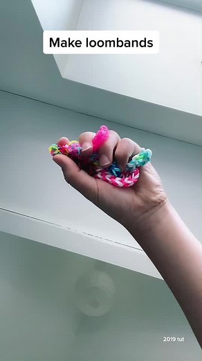 How to make loombands #2019#tutorial #viral #loombands #bands#tut#fyp#2019trend