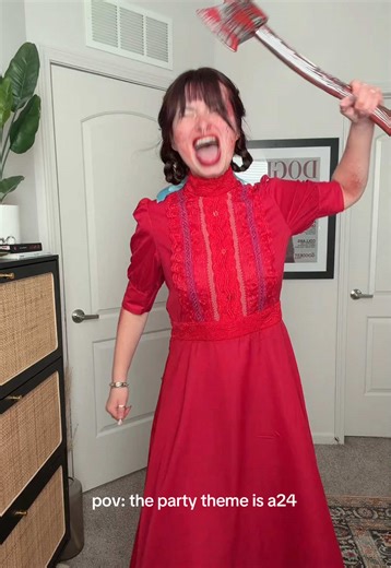 i will not accept a life i do not deserve!!!!! #a24 #a24party #pearl #maxineminx #pearlcostume