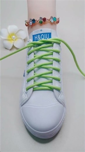 How to Lace Basketball Shoes: Quick Sneaker Lace Styles #tutorial #shoes #shorts