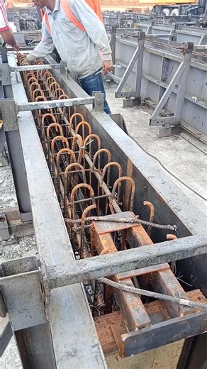 Precast Column Making Techniques in Civil Engineering