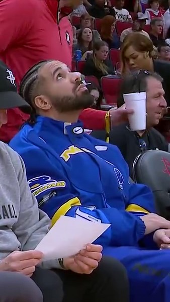 Drake spotted in H-Town 👀🙌 #NBACelebRow | NBA