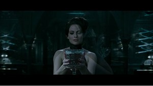 50K views · 1K reactions | La saga continua! Guarda subito il trailer di #Underworld5. Selene è tornata. Dal 1 dicembre al cinema Underworld: Blood Wars | Underworld: Blood Wars | Facebook