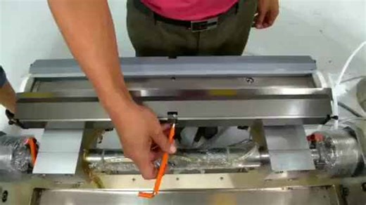 Stable Quality Enclosed Chamber Doctor Blade System for Flexo Printing