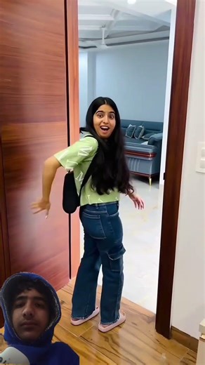 New gaming chair #dushyantkukreja #priyalkukreja #comedy #funny #gaming #shortvideo #viralvideo