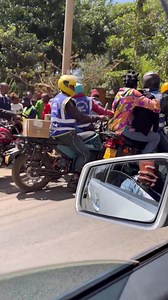 Btw guys take care… this December crime rate is at its highest. This was today in westlands along Waiyaki way… Saa Saba mchana!!! Also a lot of videos circulating online… Nairobi especially. | Fool Filled Podcast